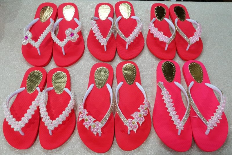 CHINELO - ROSA - BORDADO A MÃO 